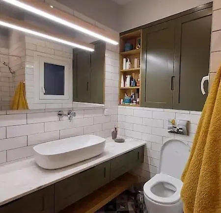 άνετο και όμορφο στην άνω πόλη Apartment *